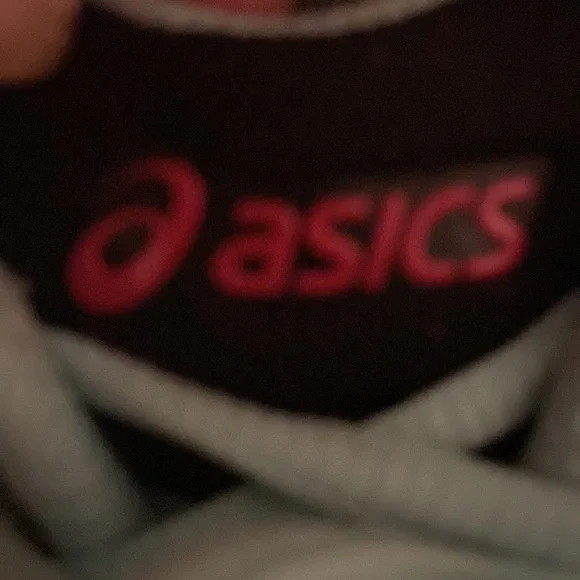 ASICS - Picture 5 of 5